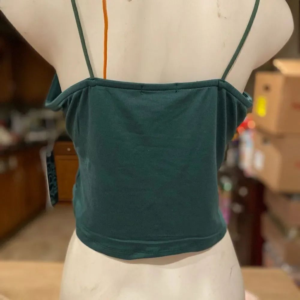 Green tank top - Picture 3 of 5